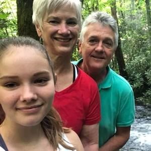 Meet your Posher, Lori